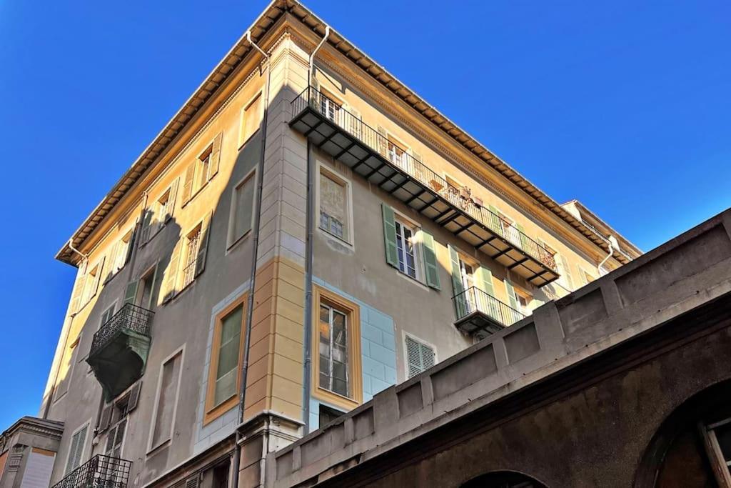L'Opera Apartment Nisa Exterior foto
